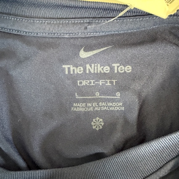 New Nike 2024 World Series Men's New York Yankees Shirt size L Navy. NWT Dri Fit - Picture 4 of 5